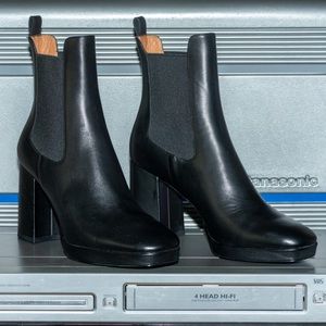 Brand New Genuine Black Leather Chelsea Boot
